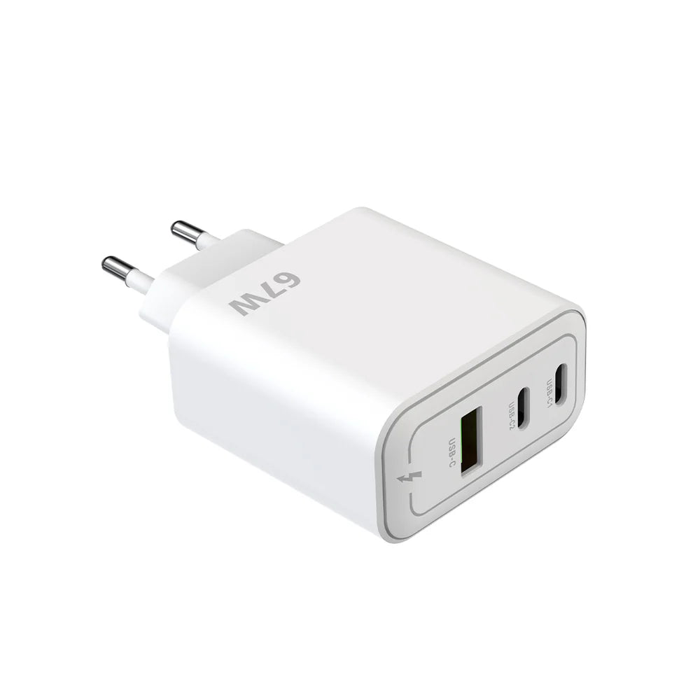 67 W-os GaN többportos hálózati adapter (fehér)